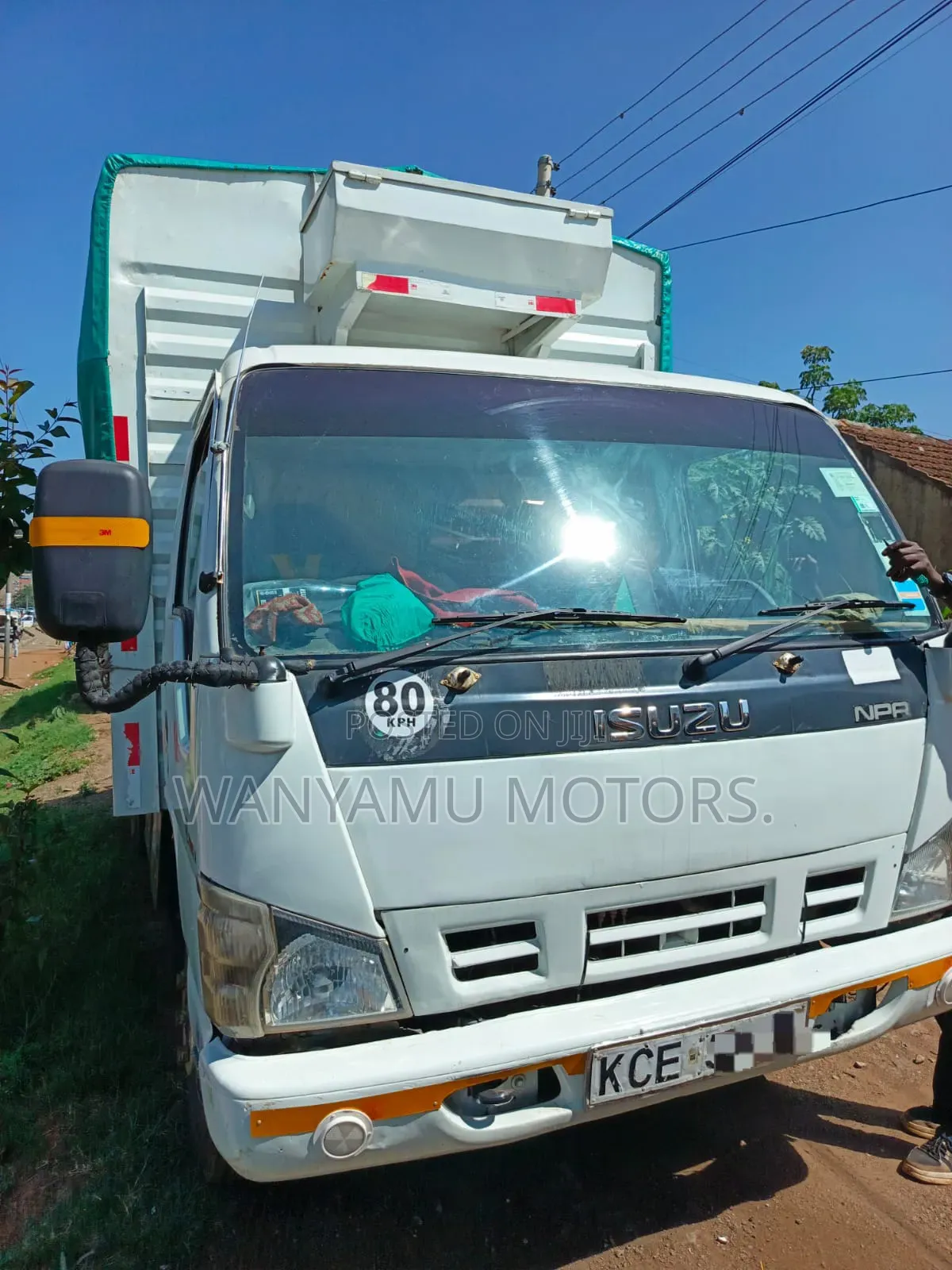 Isuzu NPR Truck