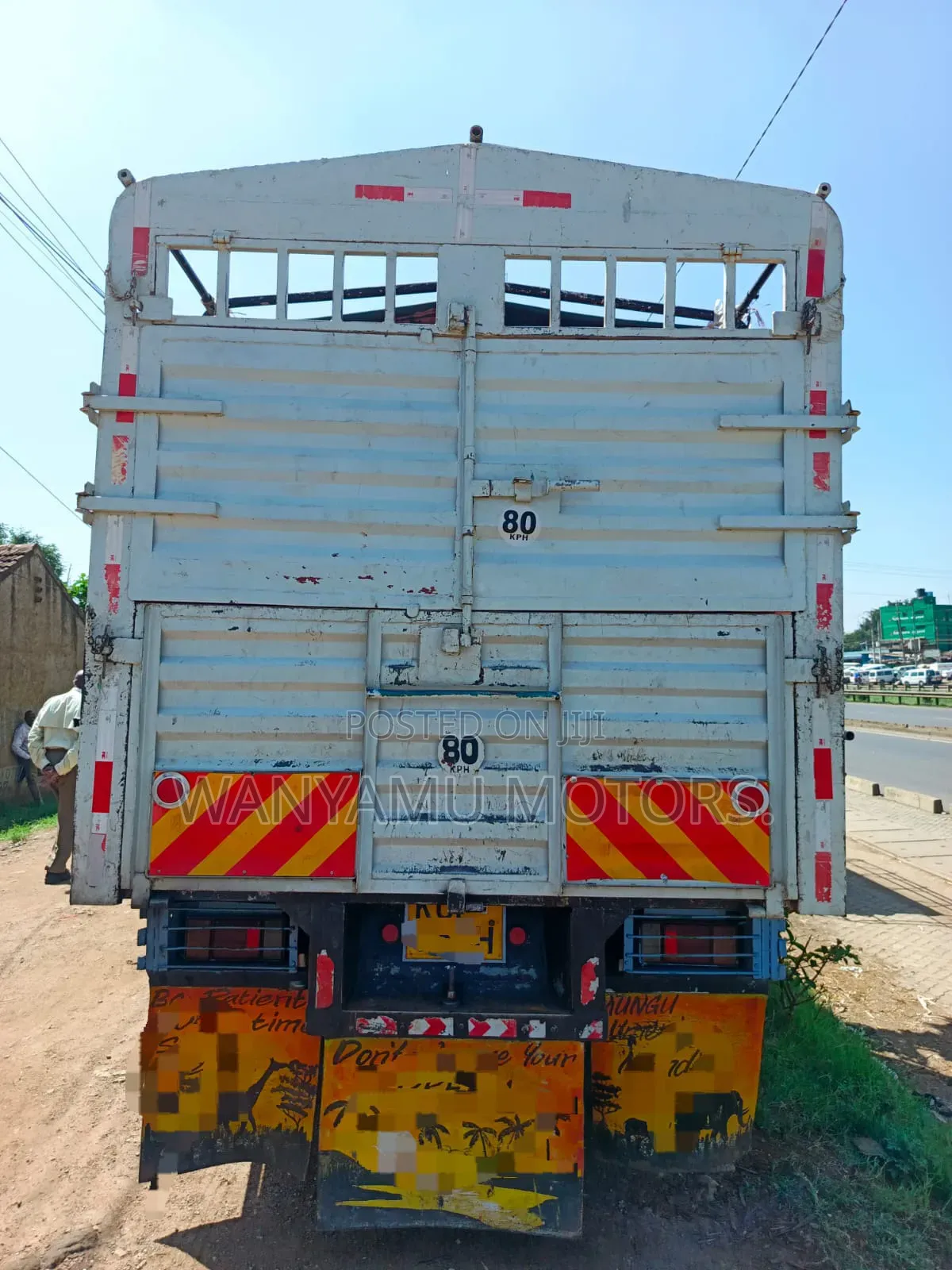 Isuzu NPR Truck