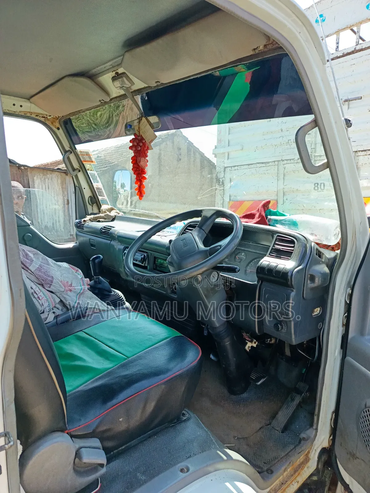 Isuzu NPR Truck