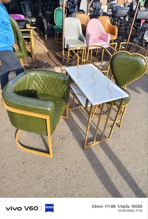 Salon Set of Table 2 Seats
