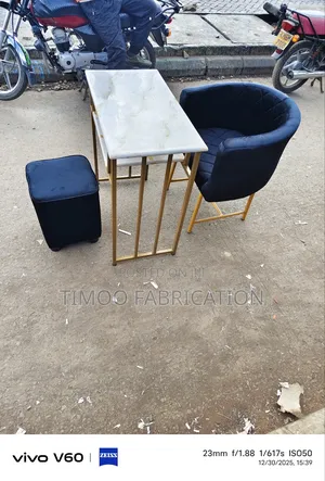Salon Set of Table, Styling and Puff Seats