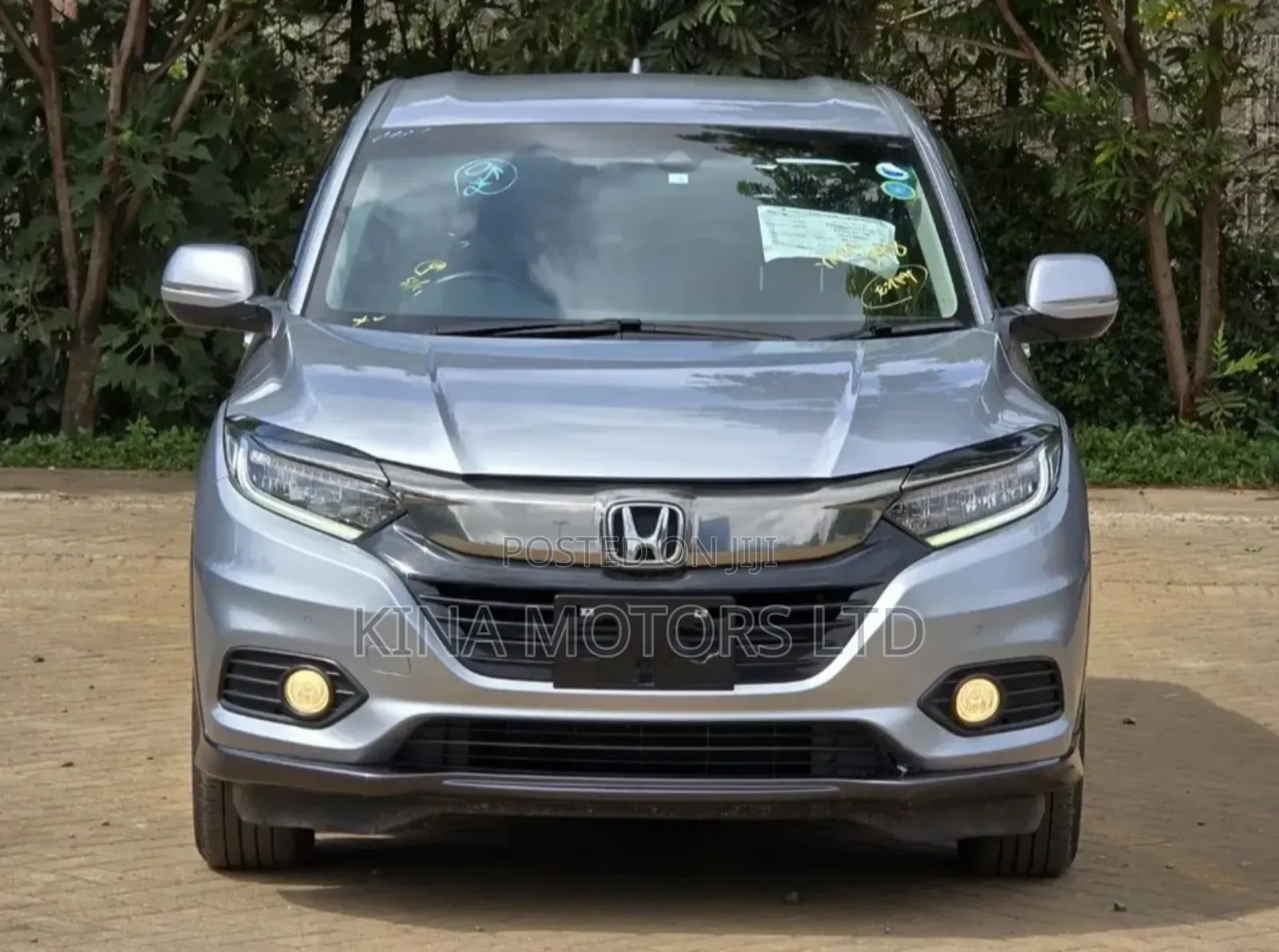 Honda Vezel 1.5 Hybrid 4WD 2018 Silver