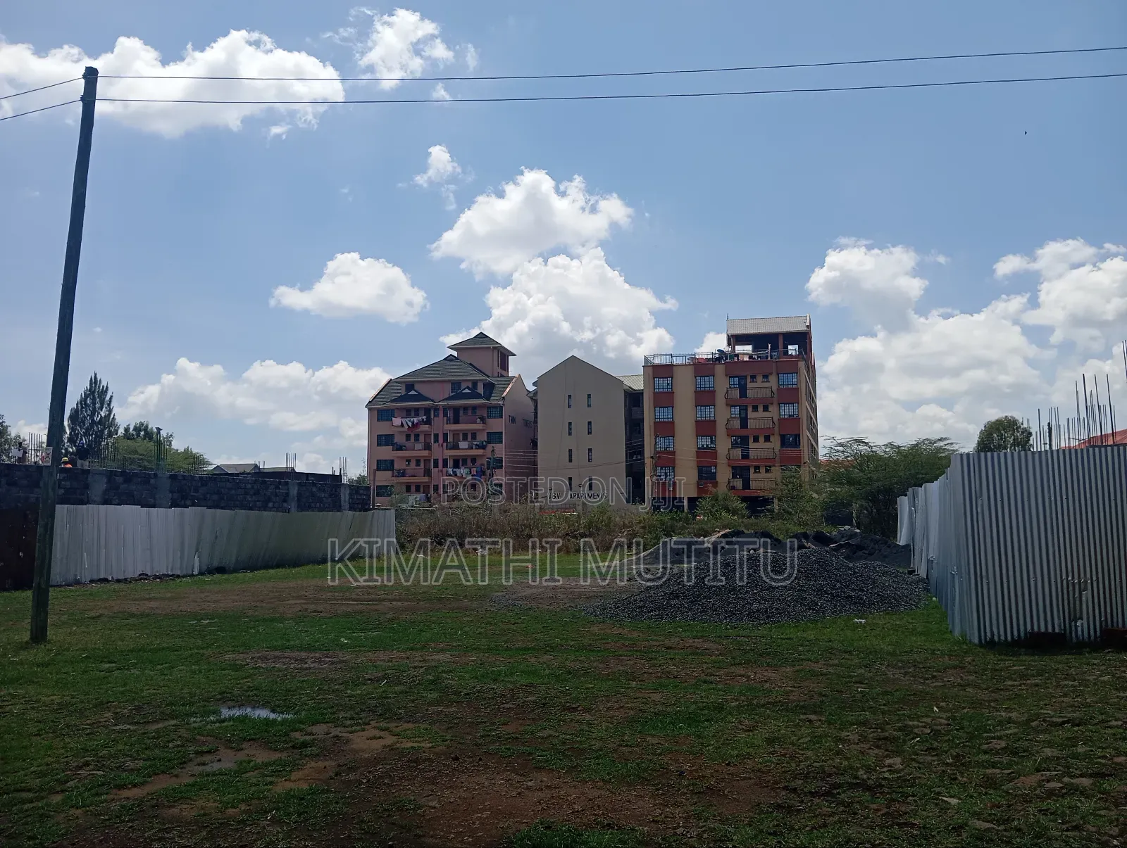 A Very Prime Commercial 1/4 Acre Near the Tarmac Road.