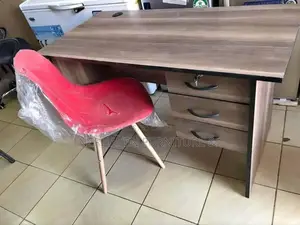 Sturdy Office Study Desk – Work Learn in Comfort