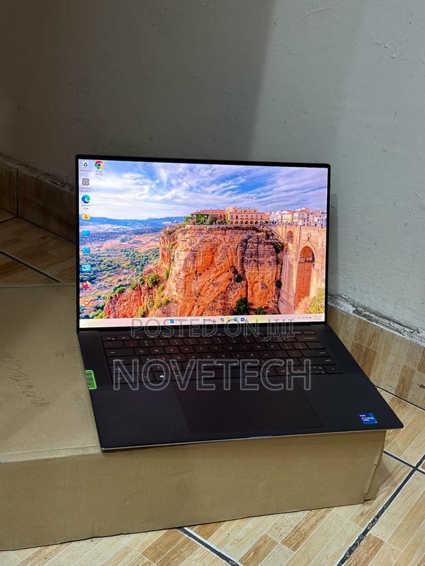 Laptop Dell Precision 5550 32GB Intel Core i7 SSD 512GB - thumbnail 2