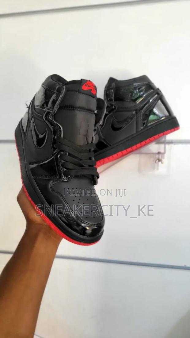 Jordan 1 High Black/Red Wetlook - thumbnail 4