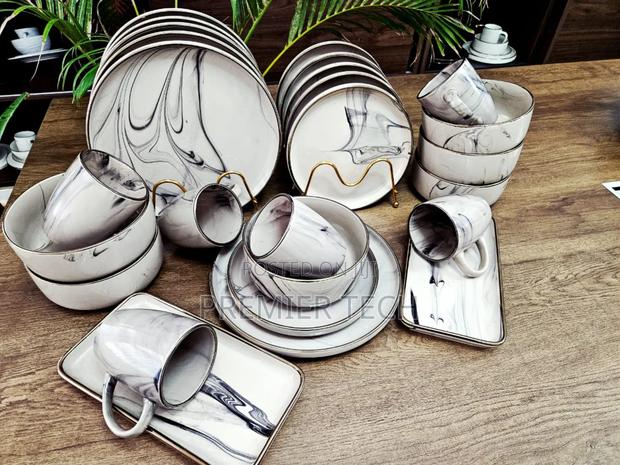 26pcs Ceramic Gold Dinner Set - main view