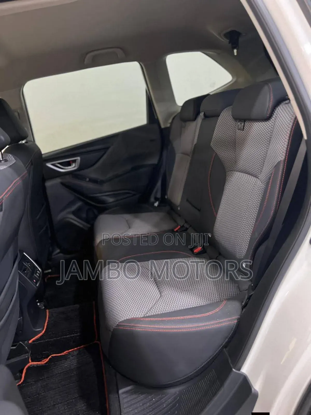 Subaru Forester Premium AWD 2019 White