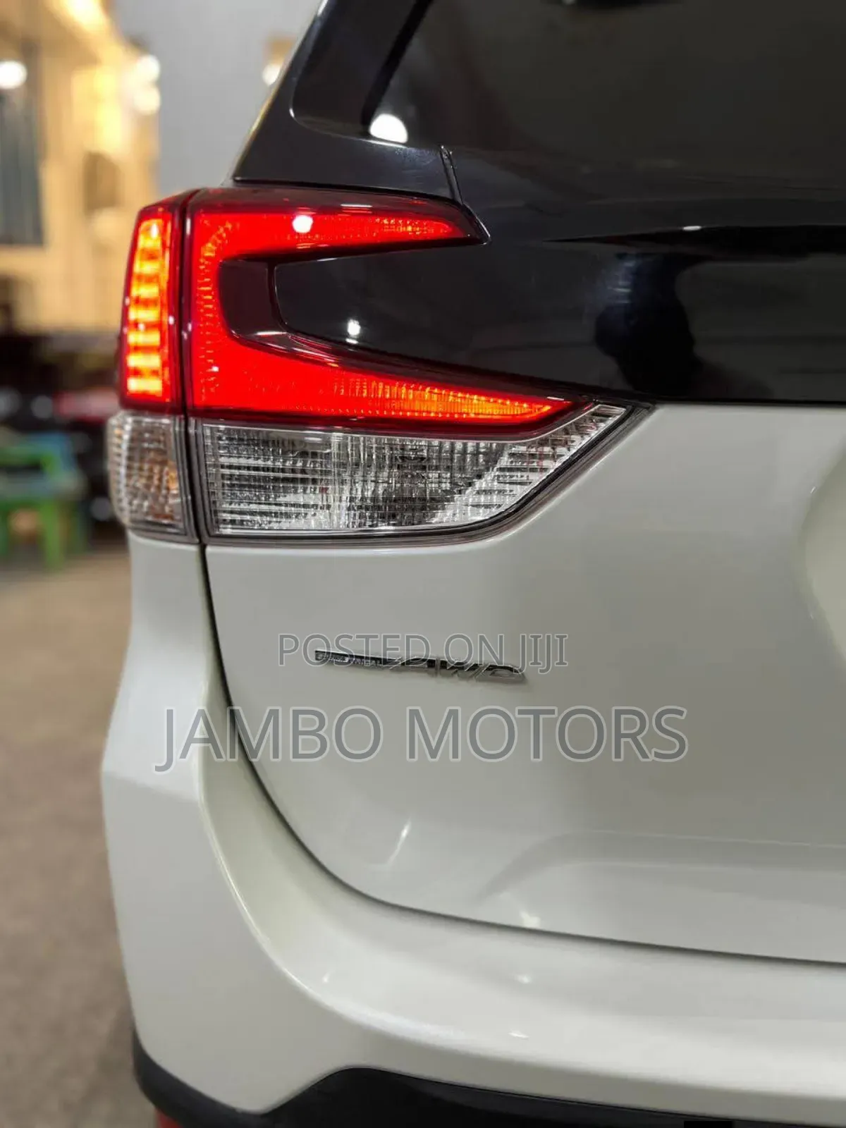 Subaru Forester Premium AWD 2019 White