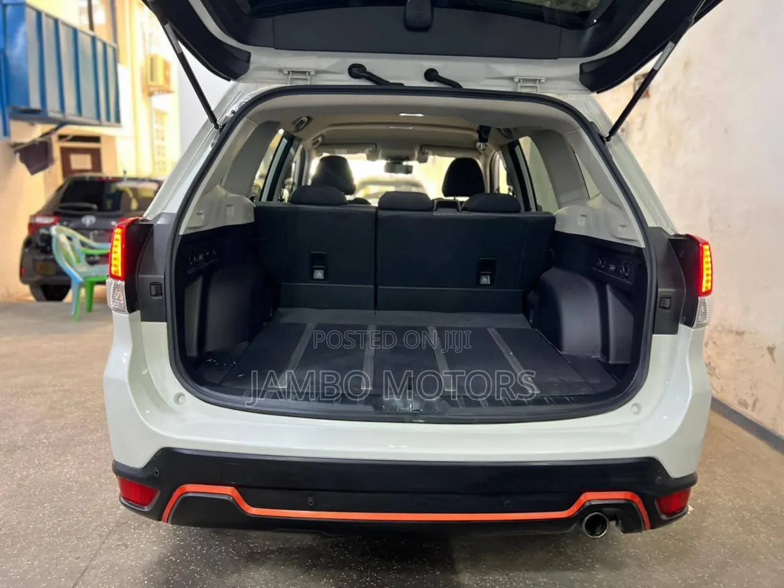 Subaru Forester Premium AWD 2019 White