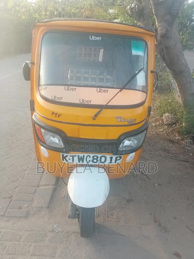 TVS 2022 Yellow - thumbnail 2