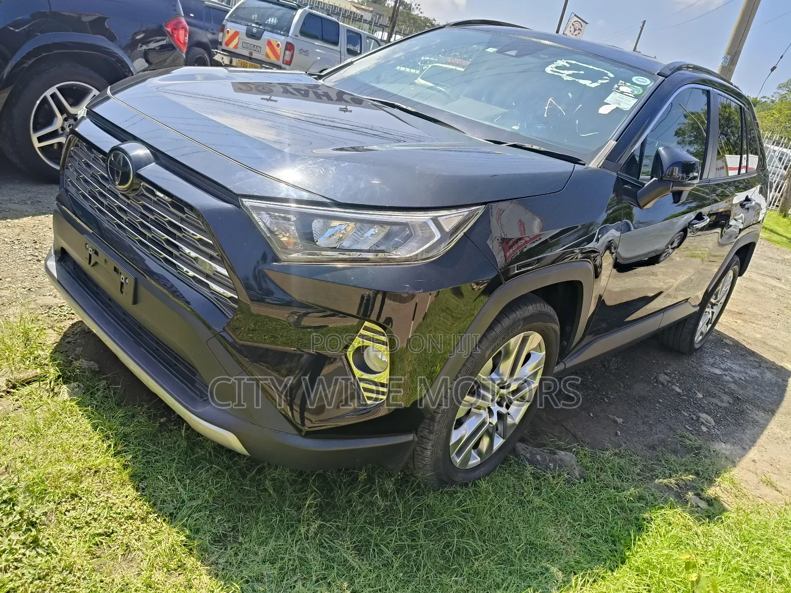 Toyota RAV4 XLE AWD 2019 Black