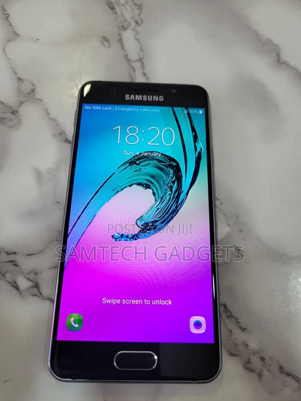 Samsung Galaxy A3 16 GB Blue - thumbnail 4