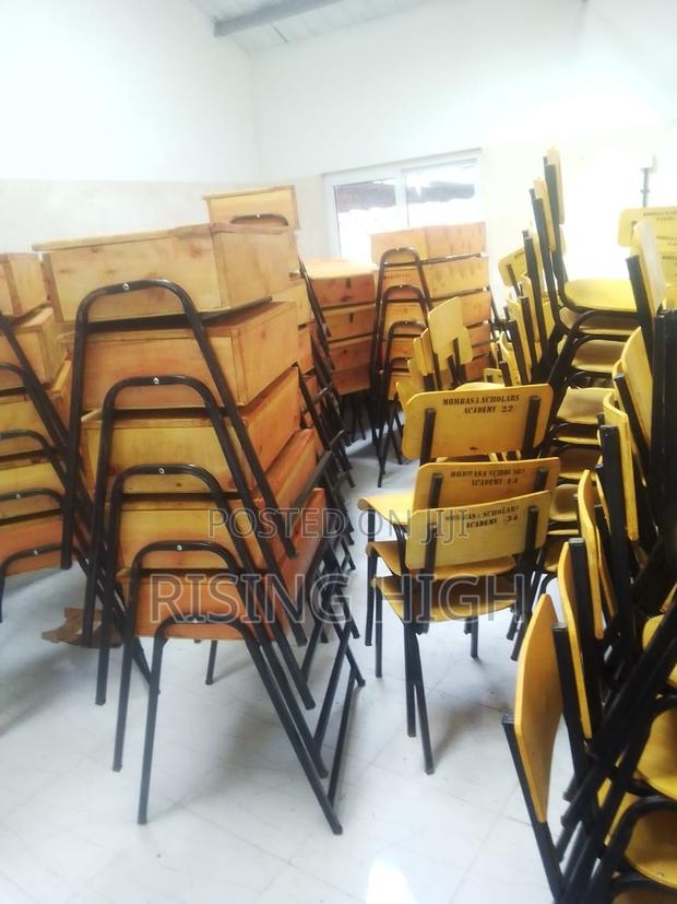 Students Lockers and Chairs. - main view