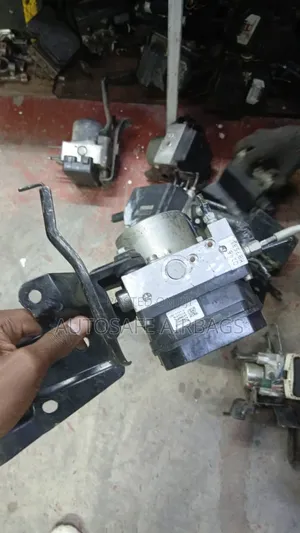 Nissan X-Trail Nt 31 Abs Pump