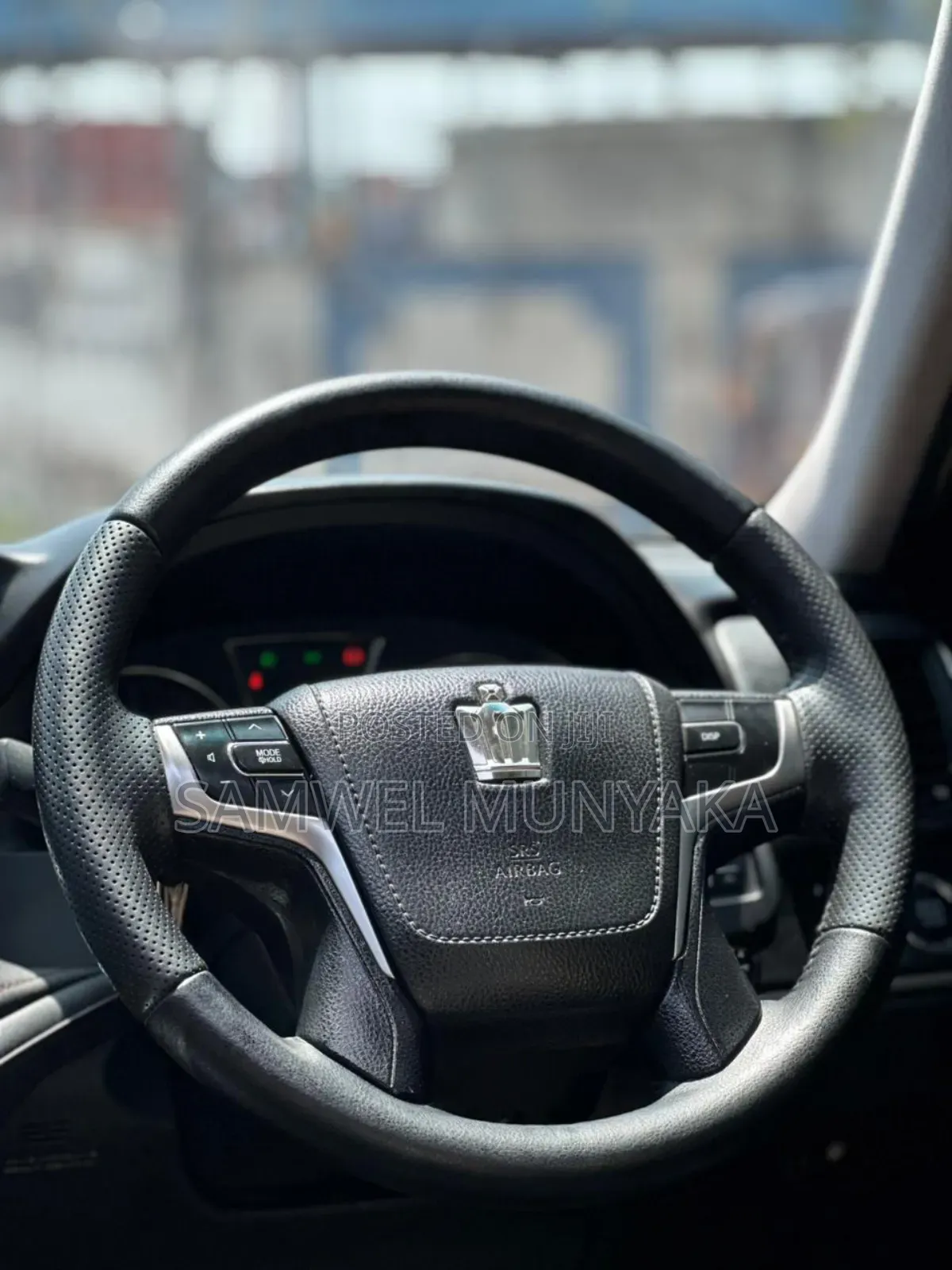 Toyota Crown 2014 Black