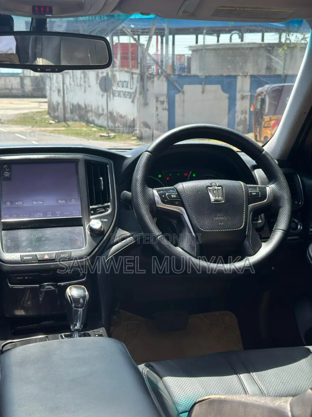 Toyota Crown 2014 Black
