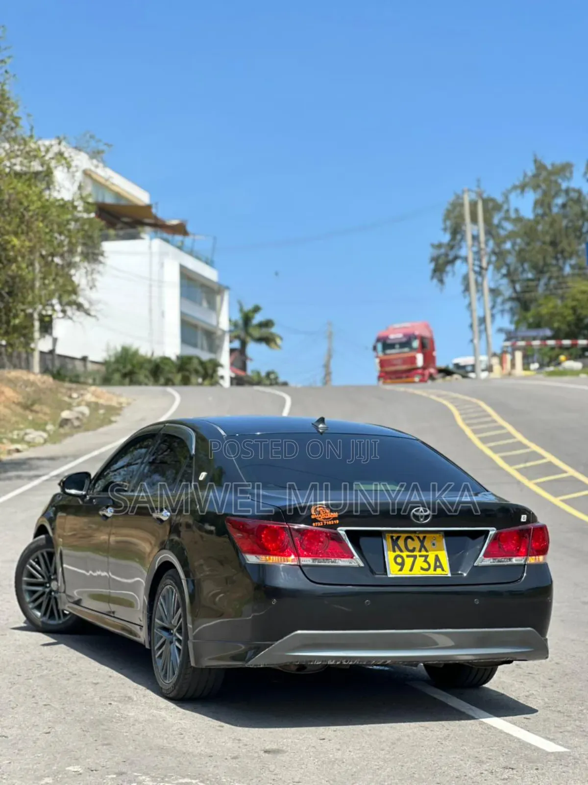 Toyota Crown 2014 Black
