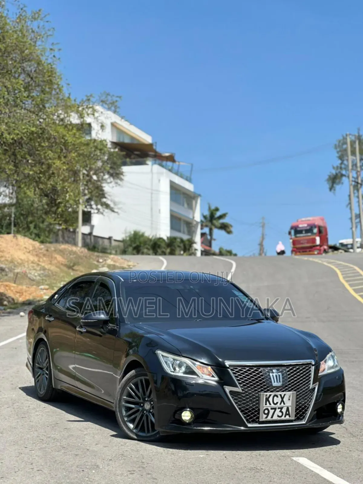 Toyota Crown 2014 Black