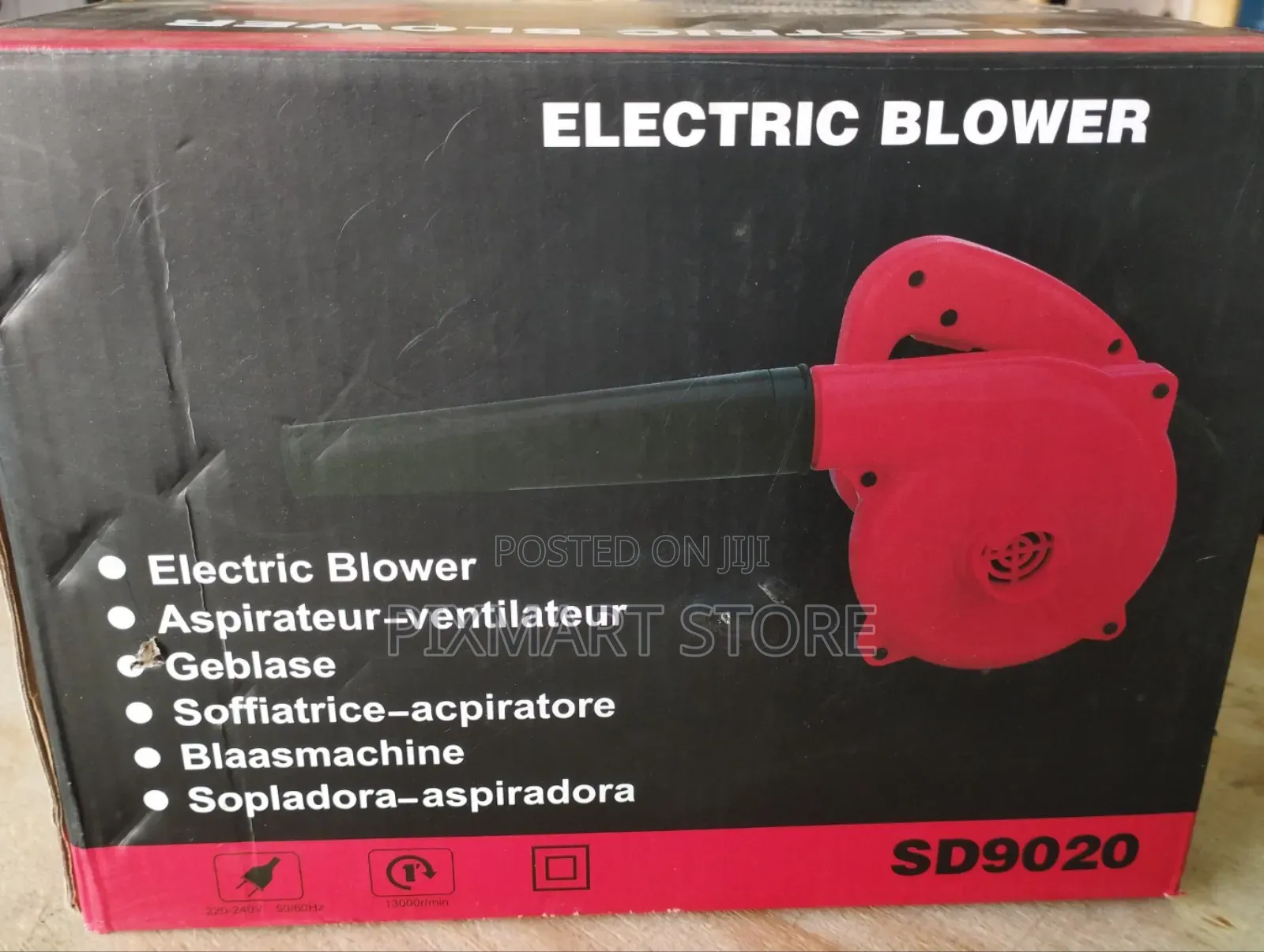 High-Speed 700w Electric Leaf Blower With Ergonomic Design