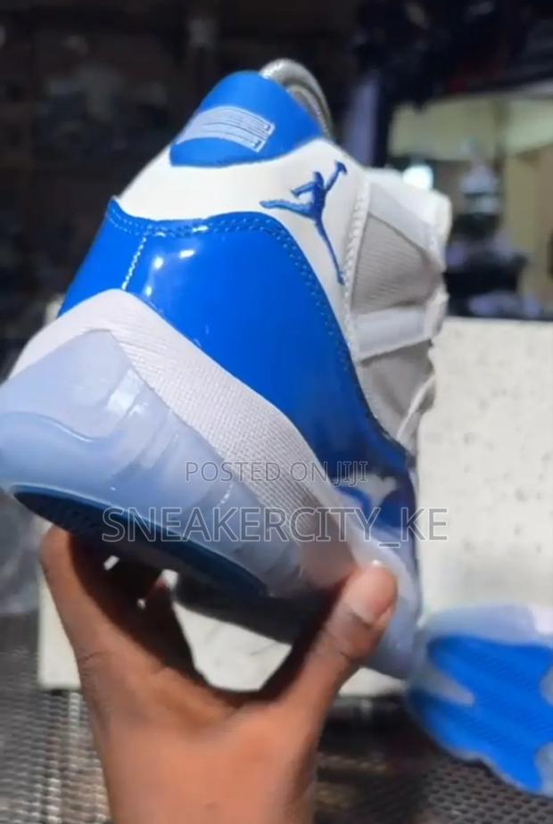 Jordan 11 Royal Blue - thumbnail 5