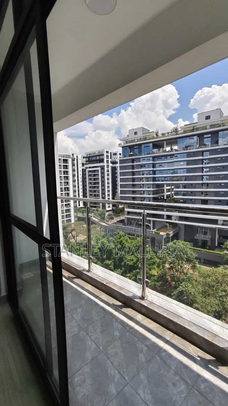 2bdrm Apartment in Riverside Estate for rent