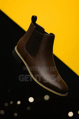 Laceless Boot Restocked.
Size 39-45