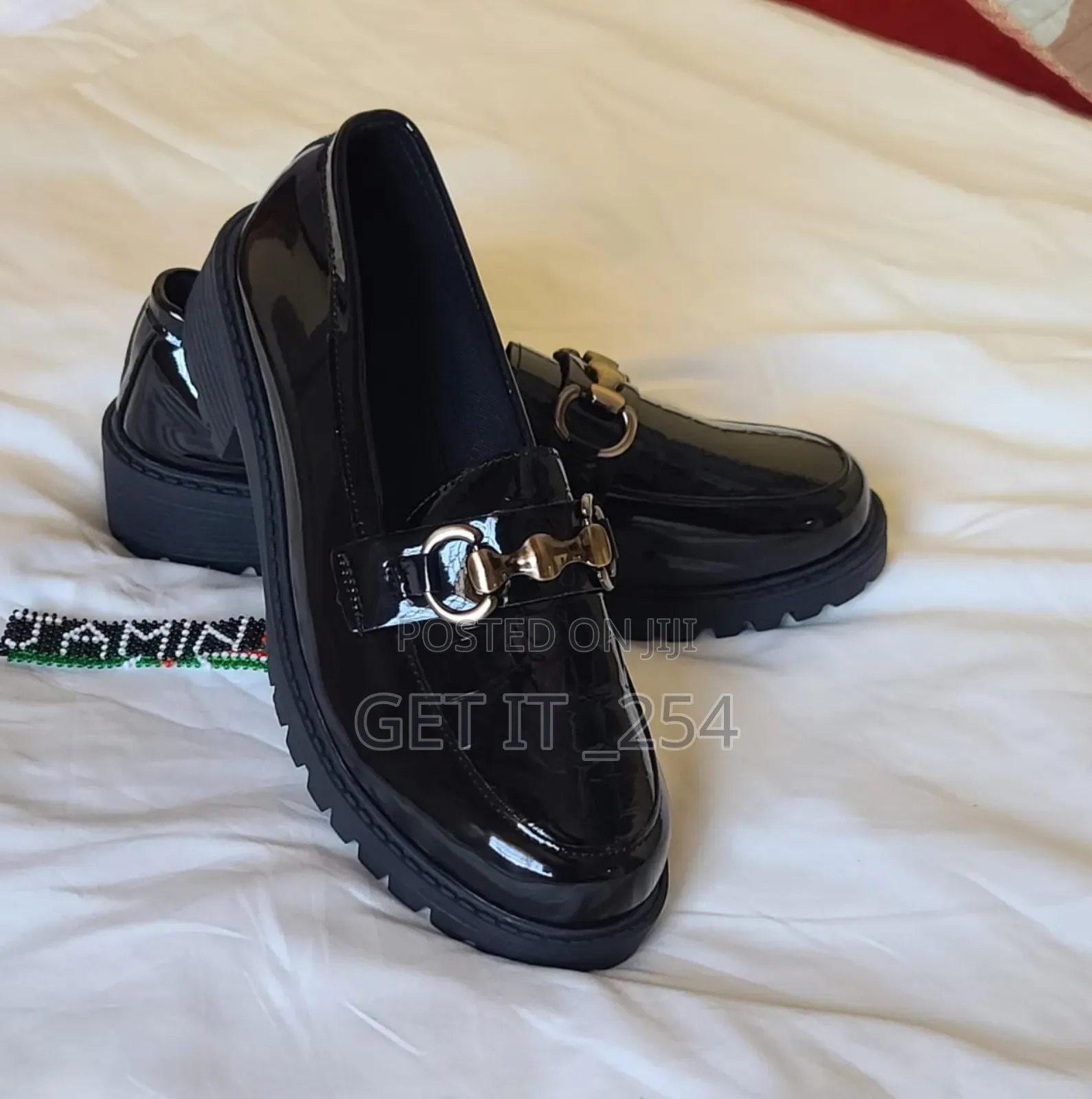 Ladies   Brougues*🔥
Size 37____42
Amt :
