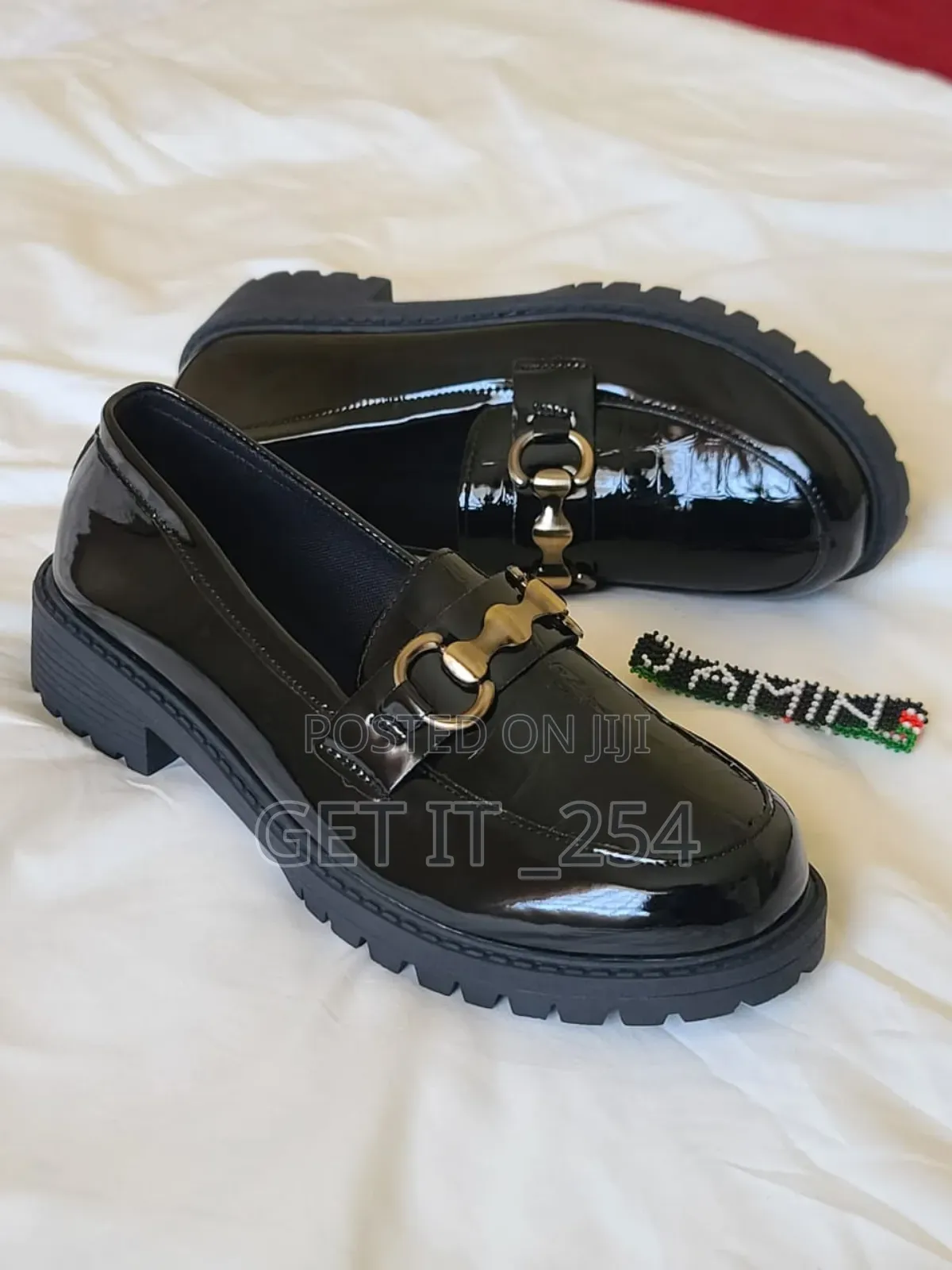 Ladies   Brougues*🔥
Size 37____42
Amt :