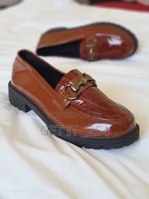 Ladies   Brougues*🔥
Size 37____42
Amt :