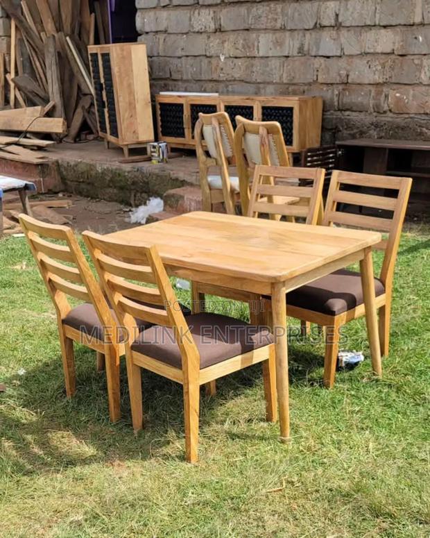 Vanish Mango 4 Seater Dinning Table Set