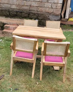 Dried Oak Rattan Chairs 4-Seater Set