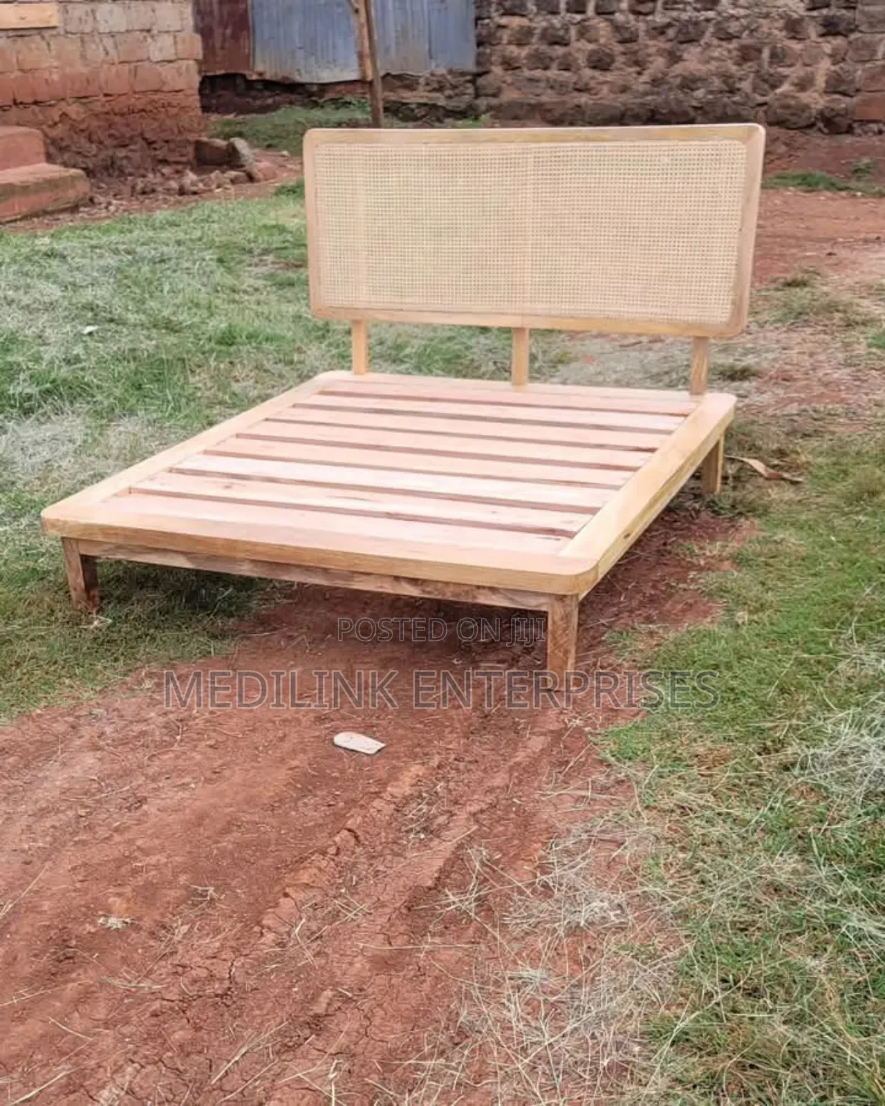 5*6 Seasoned Mango Queen Sized Box With Tattanibed