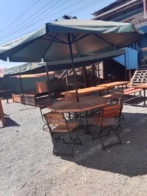 6-Seater Outdoor Lanes Umbrella Shades