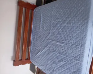 Light Blue Absorbent Waterproof Mattress Covers for Bedwetting Kids