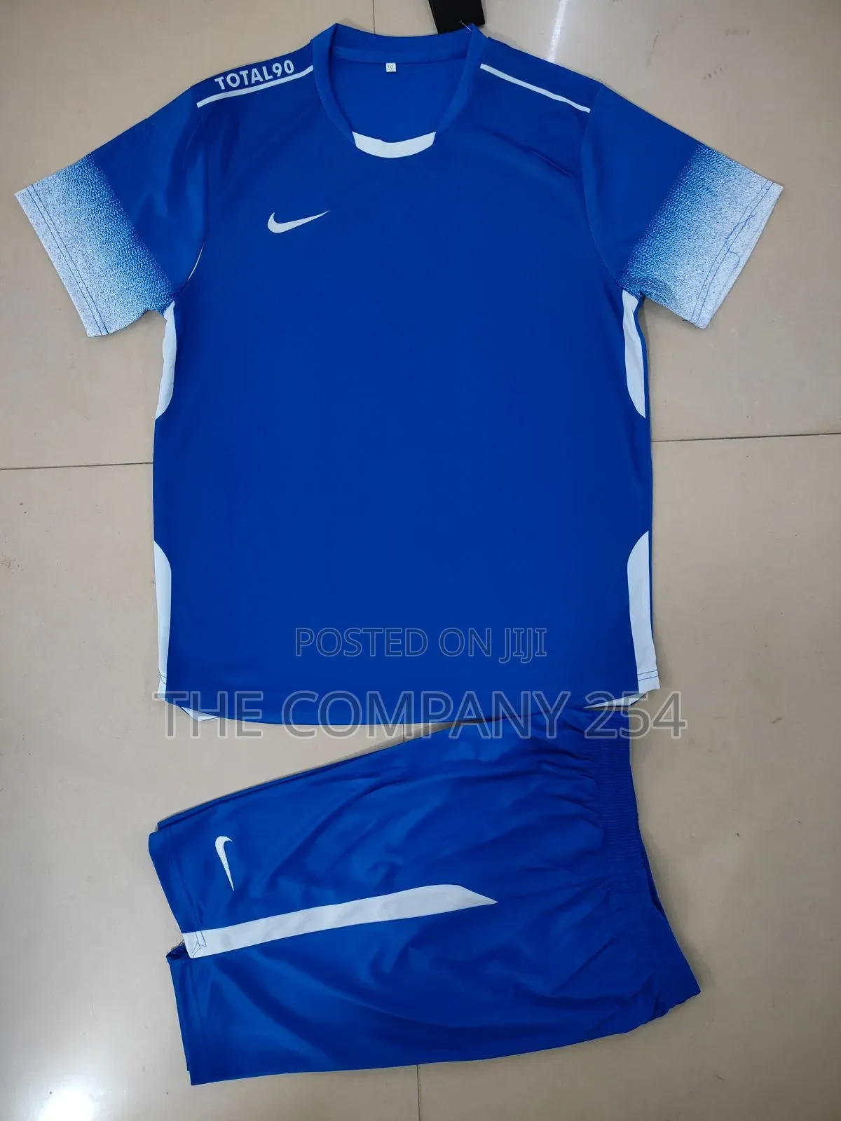 Quality Casual Unisex 2piece Short Shirt Nike Soccer Jersey