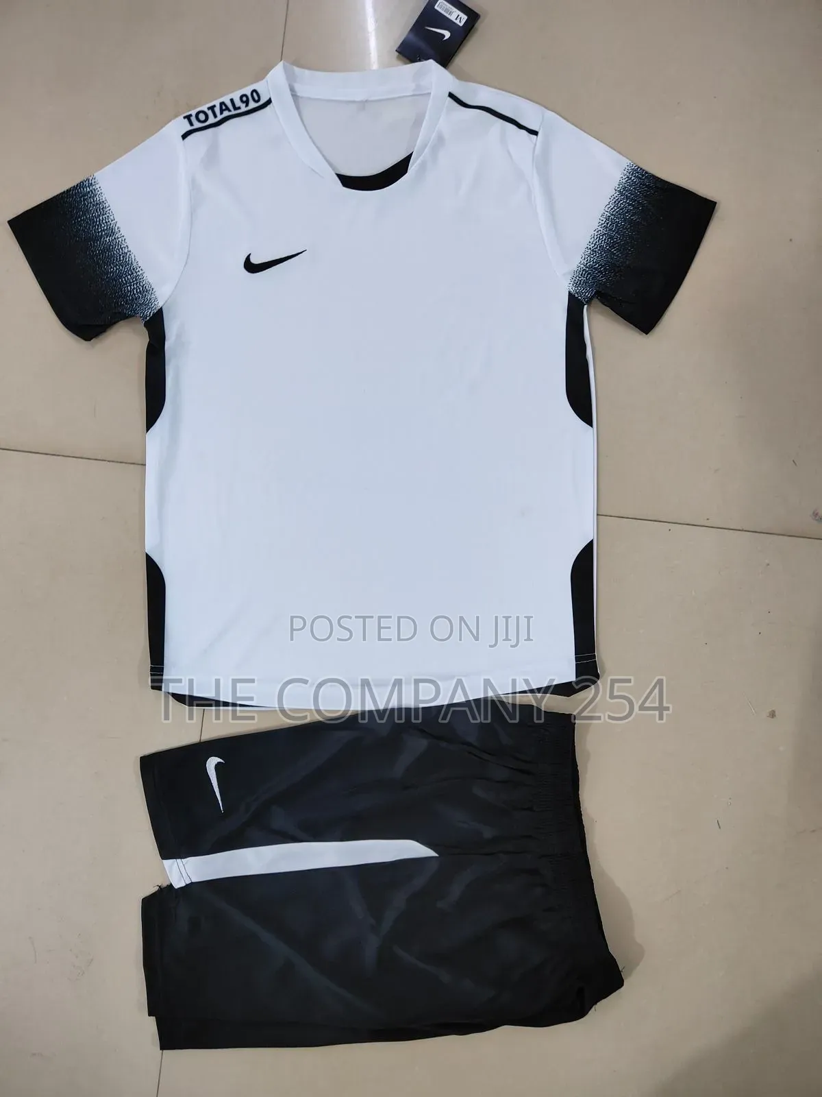 Quality Casual Unisex 2piece Short Shirt Nike Soccer Jersey