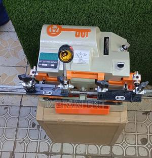 Key Cutting Machine/Key Cutting Machine - main view
