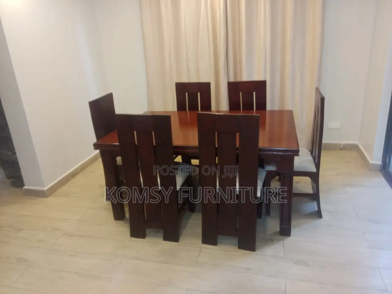6 Seater Cozy Dining Set