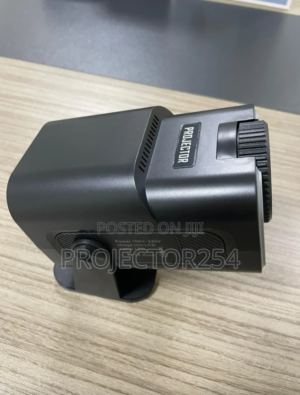 Hy320 Mini Ultra-Portable Short Led Projector Hy320 Mini