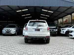 Subaru Forester 2018 Pearl