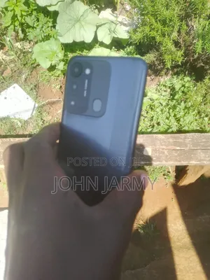 Tecno Spark 8C 64 GB Blue