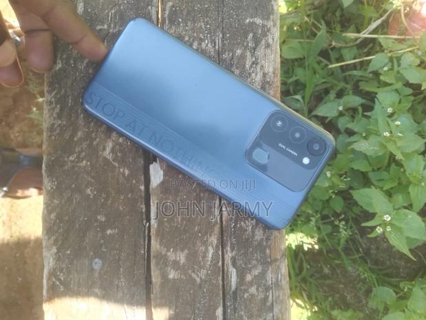 Tecno Spark 8C 64 GB Blue - thumbnail 7