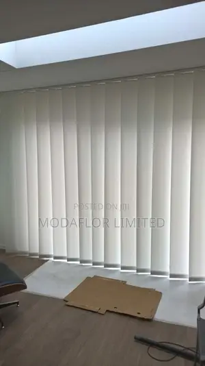 Office Vertical Blinds – Reduce Glare Heat
