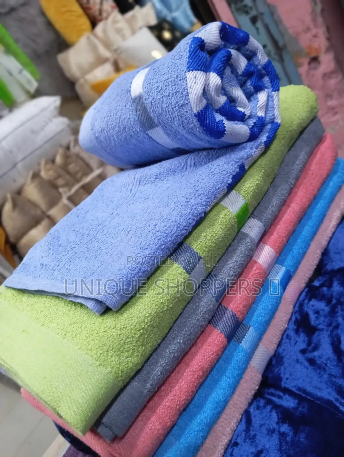 Quality Medium Towels
Size *70*140* Cm