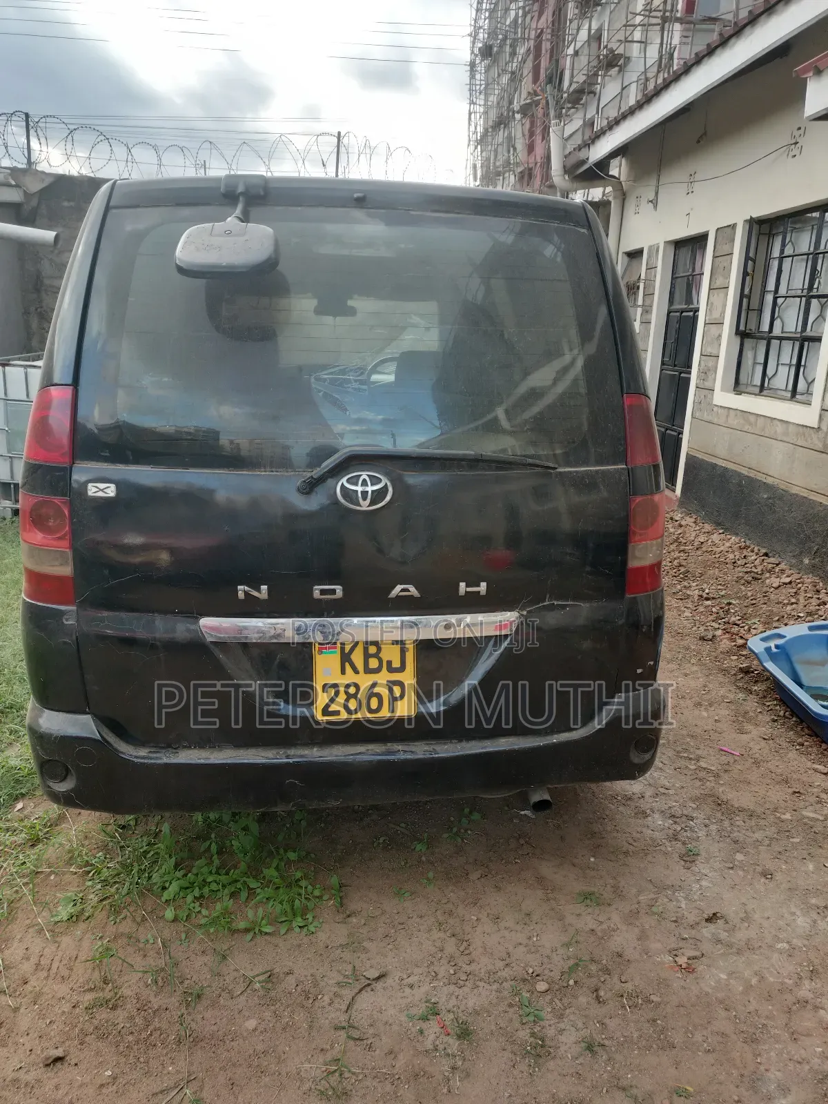 Toyota Noah 2002 Black