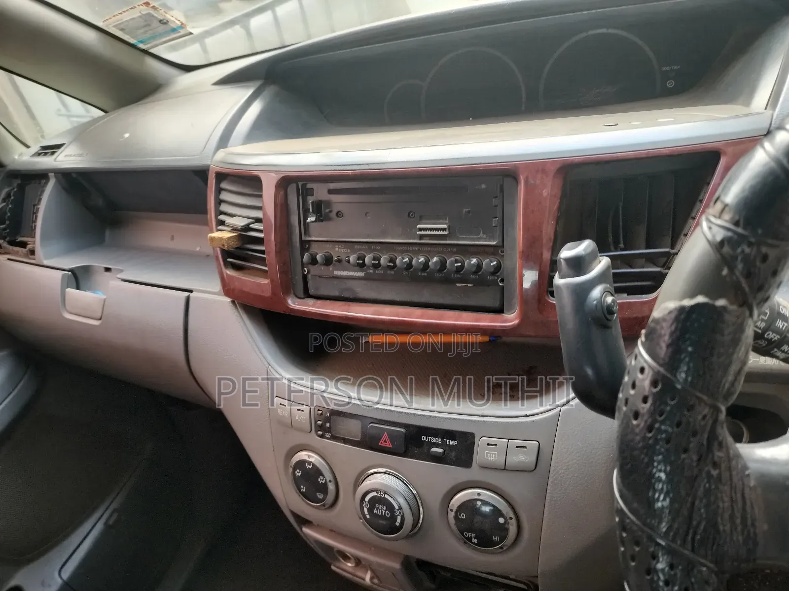 Toyota Noah 2002 Black