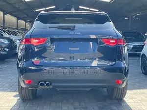 Jaguar F-Type 2016 Blue