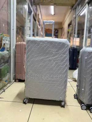 Xtra Large Rubber 75cm Height Suitcase
