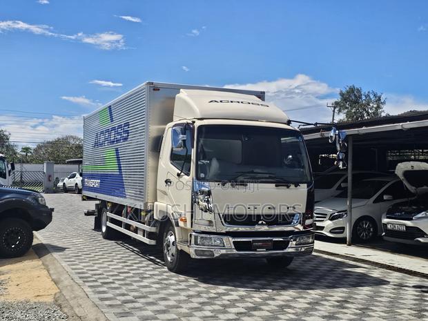 Mitsubishi Fuso 2017